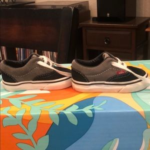 Toddler boy size 4 Vans